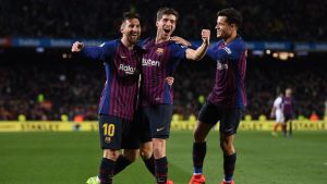 Barcelona arrasa al Sevilla y sigue vivo en la Copa del Rey