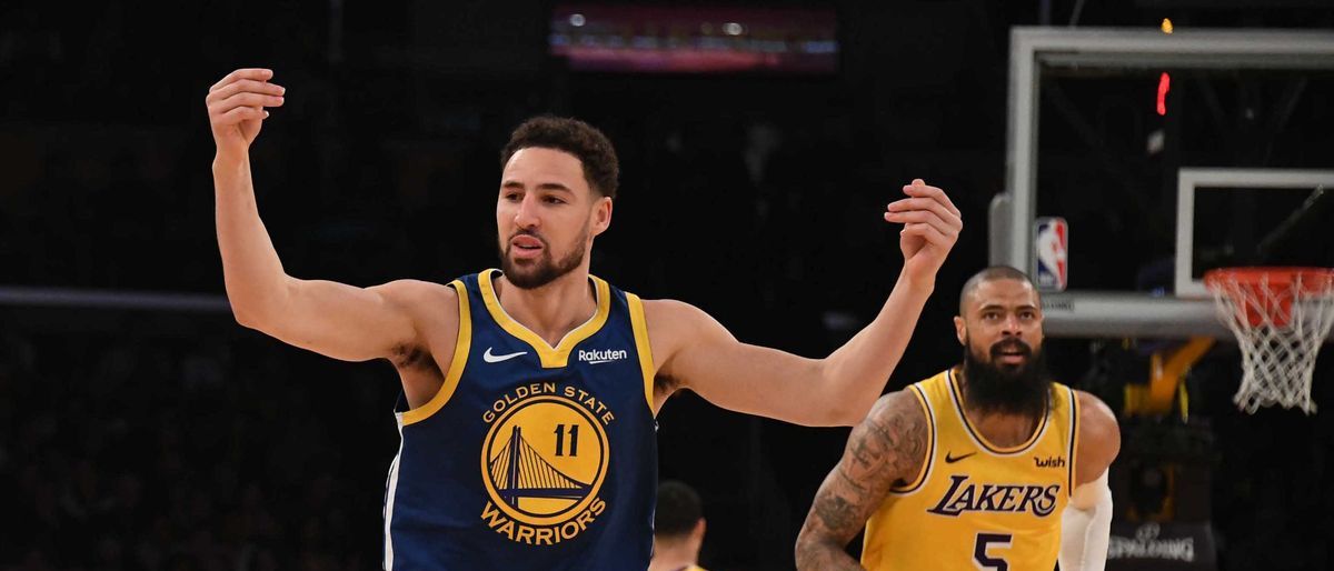 Thompson anota 10 triples y Warriors ganan a Lakers 130-111