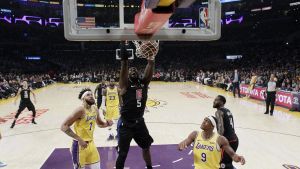 Gallinari guía a Clippers en victoria sobre Lakers en caída