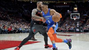 Westbrook anota 37 en victoria 129-121 ante Trail Blazers
