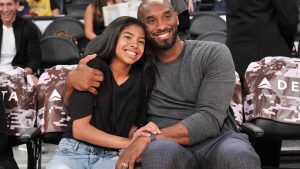 Mueren Kobe Bryant y su hija en accidente de helicóptero