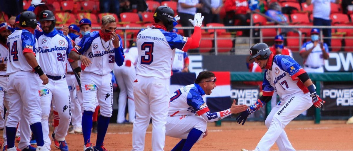 Lagares y Martínez dan primer triunfo a República Dominicana en la Serie del Caribe