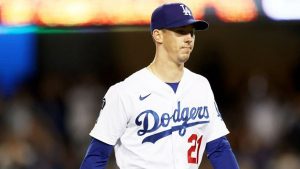 Walker Buehler será operado y no lanzará más en el 2022